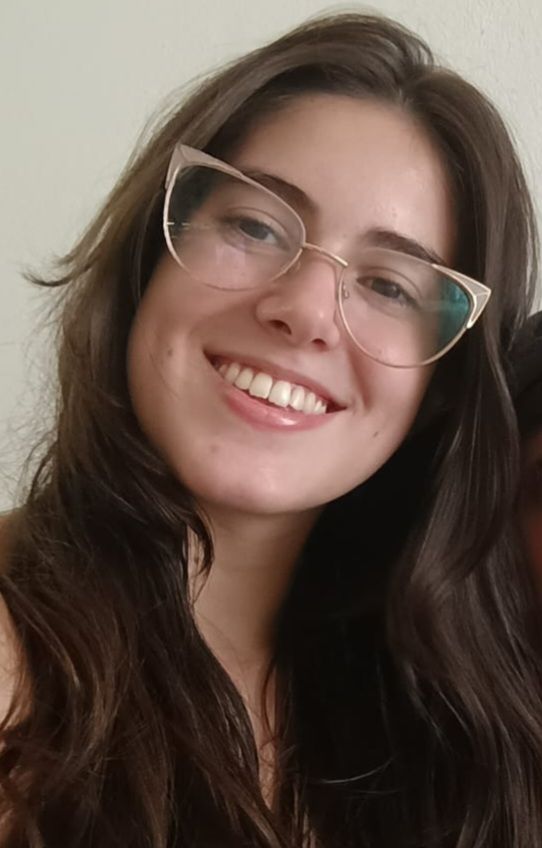 Go to the profile of  Maitê Alves Lachi